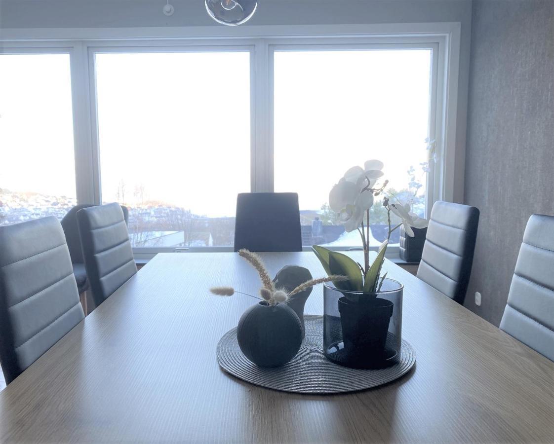 Big Central House, Free Parking, Wifi, 3 Bedrooms 나르비크 외부 사진